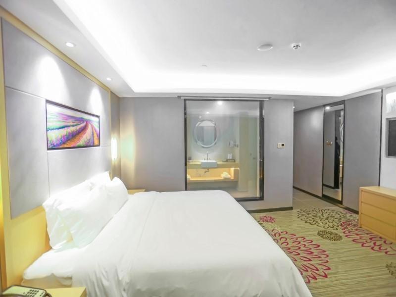 Lavande Hotel Nanchang Bayi Square Branch Exterior photo