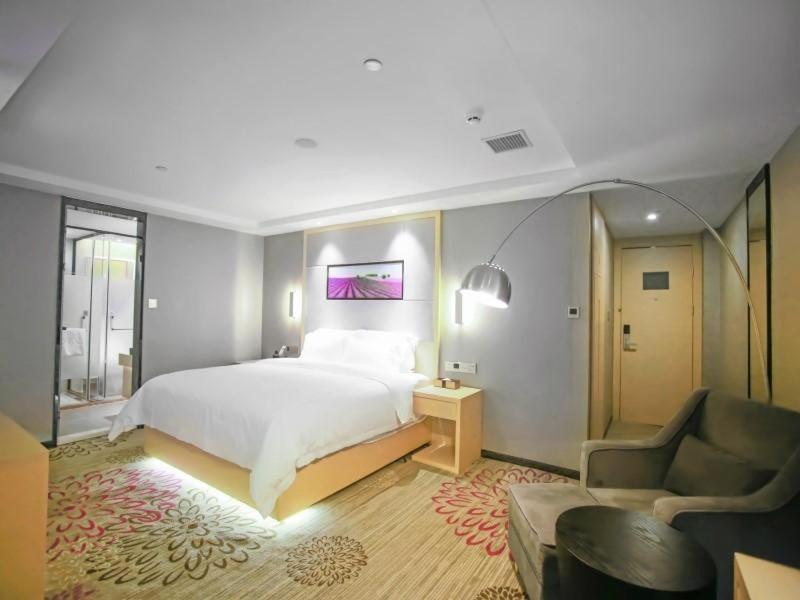 Lavande Hotel Nanchang Bayi Square Branch Exterior photo